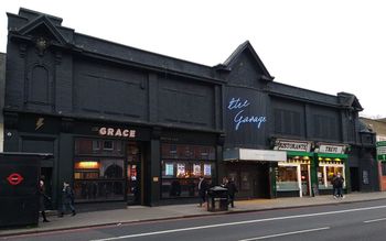 London Garage — photo 1