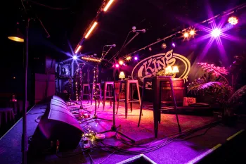 King Tut's Wah Wah Hut — photo 1