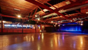 Showbox Sodo — photo 1