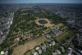 Hyde Park — photo 1