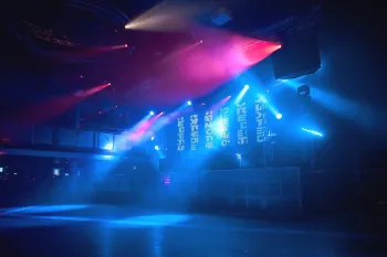 THE LEVEL — photo 1