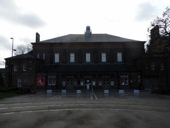 Pyramid & Parr Hall — photo 1