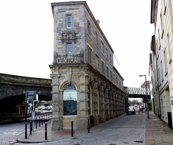 Central Bar — photo 1