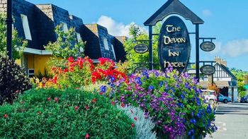 Devon Inn Hotel — photo 1