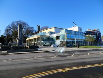 Queen's Hall — photo 1