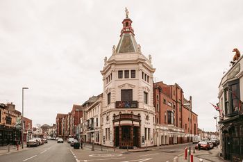 Kings Theatre — photo 1