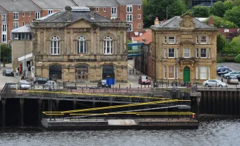 Customs House — photo 1