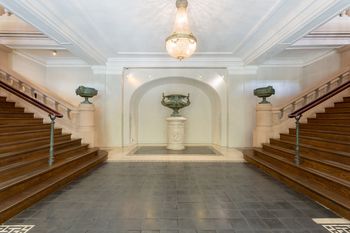 Le Trianon — photo 1