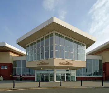Floral Pavilion Theatre — photo 1