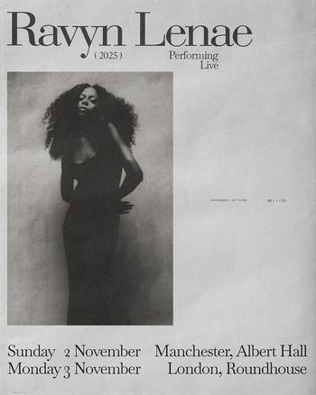 Ravyn Lenae Performing Live